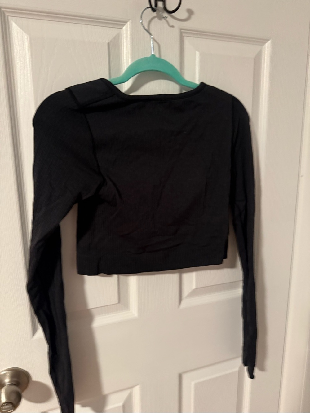 Black Long Sleeve Crop Top Like New
